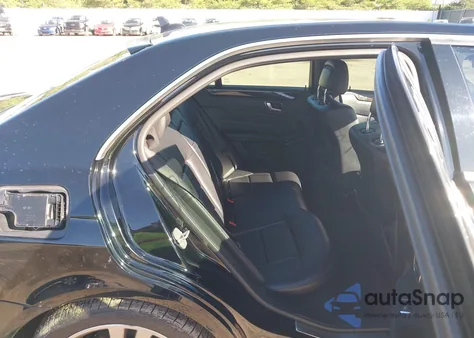 2014 Mercedes-Benz E 350 from USA, damaged, VIN WDDHF5KB1EA812332